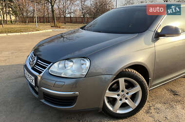 Седан Volkswagen Jetta 2006 в Киеве