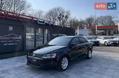 Седан Volkswagen Jetta 2013 в Виннице