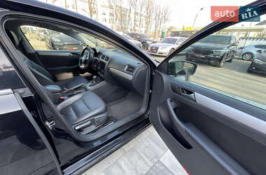 Седан Volkswagen Jetta 2013 в Виннице