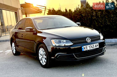 Седан Volkswagen Jetta 2013 в Дніпрі