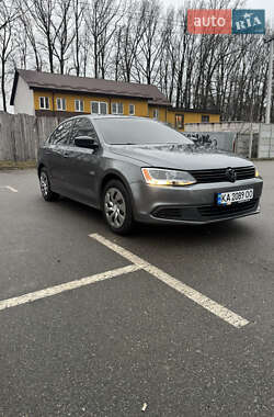 Седан Volkswagen Jetta 2012 в Києві