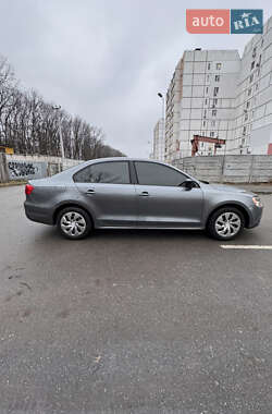 Седан Volkswagen Jetta 2012 в Києві