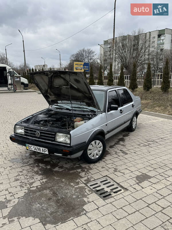 Седан Volkswagen Jetta 1988 в Дрогобыче