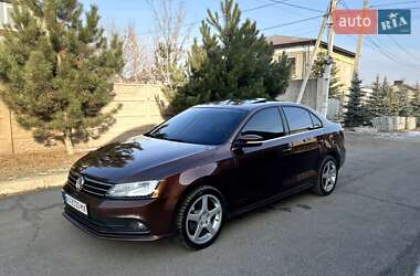 Седан Volkswagen Jetta 2016 в Харькове