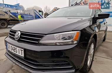 Седан Volkswagen Jetta 2015 в Львове