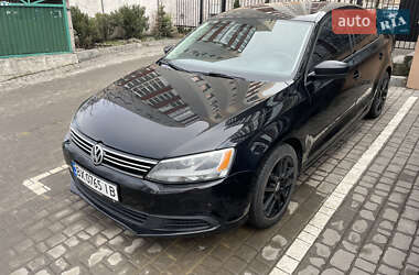 Седан Volkswagen Jetta 2014 в Хмельницком