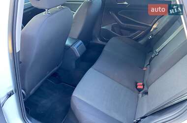 Седан Volkswagen Jetta 2018 в 