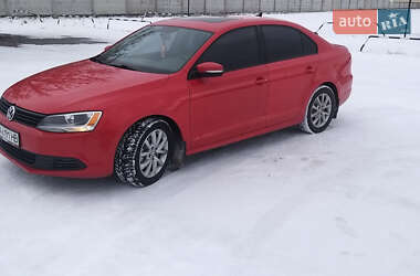 Седан Volkswagen Jetta 2012 в Кременчуці