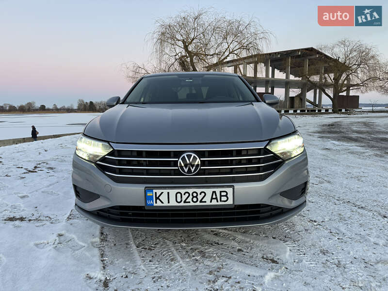 Volkswagen Jetta 2019