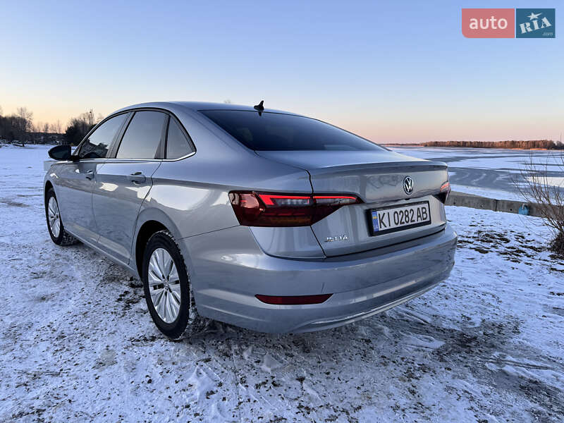 Седан Volkswagen Jetta 2019 в Українці