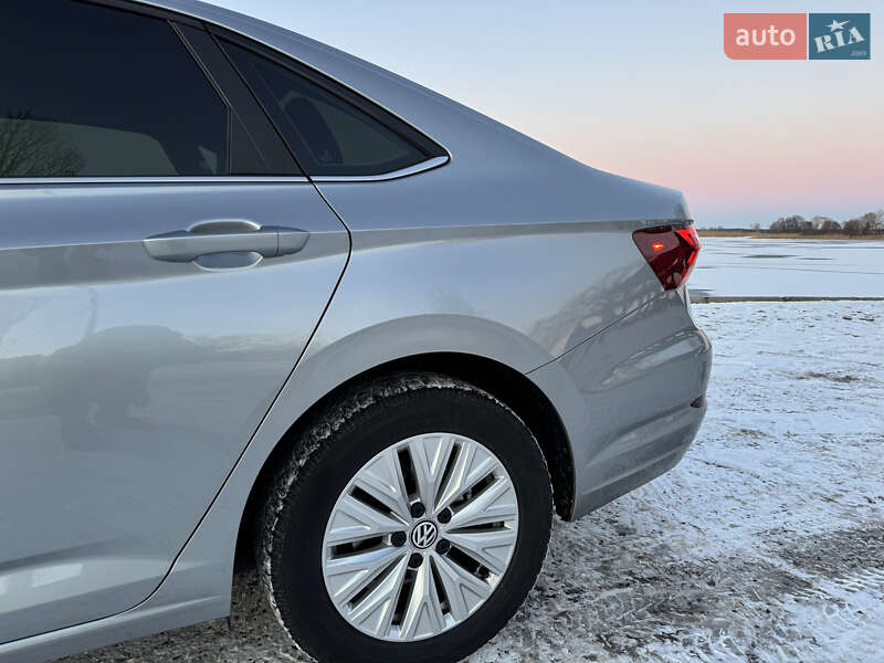Седан Volkswagen Jetta 2019 в Українці