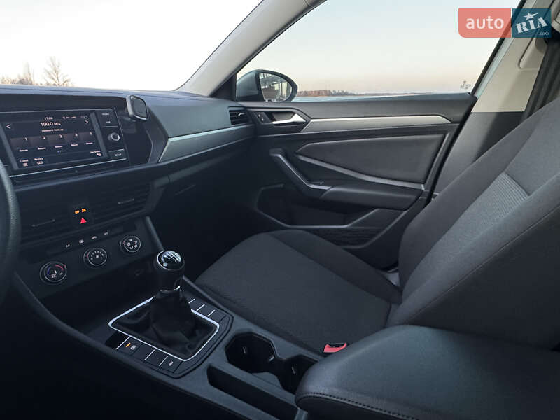 Седан Volkswagen Jetta 2019 в Українці