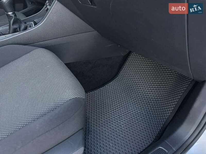 Седан Volkswagen Jetta 2019 в Українці