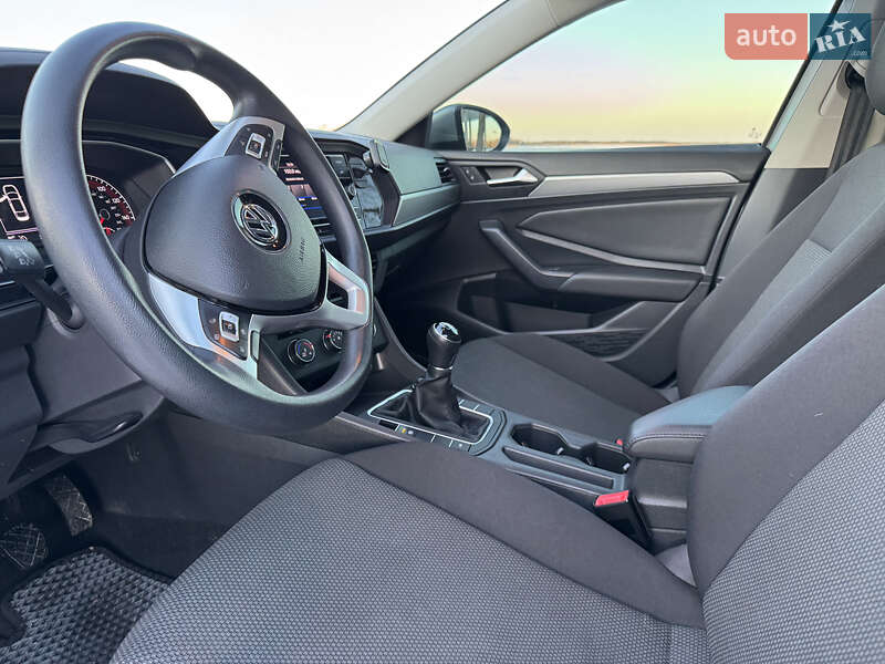 Седан Volkswagen Jetta 2019 в Українці