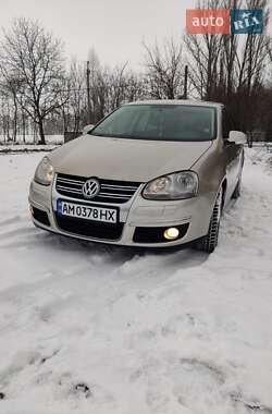 Седан Volkswagen Jetta 2009 в Казатине