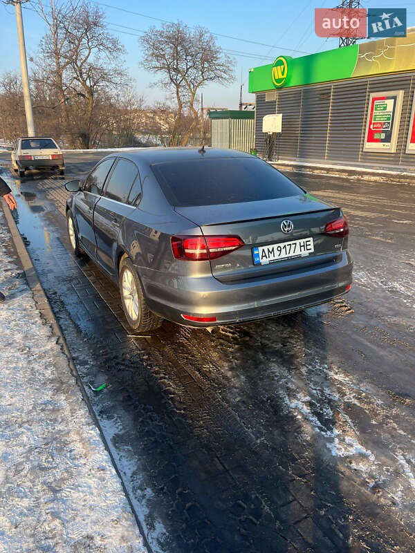 Седан Volkswagen Jetta 2016 в Житомирі фото 12 Седан Volkswagen Jetta 2016 в Житомирі