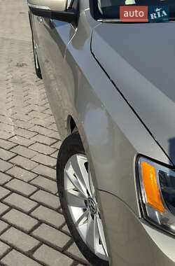 Седан Volkswagen Jetta 2014 в Днепре