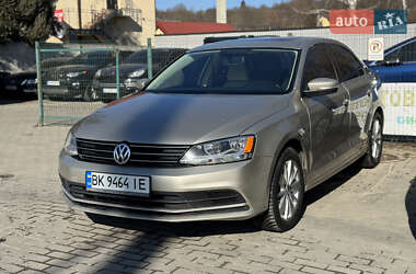 Седан Volkswagen Jetta 2014 в Днепре