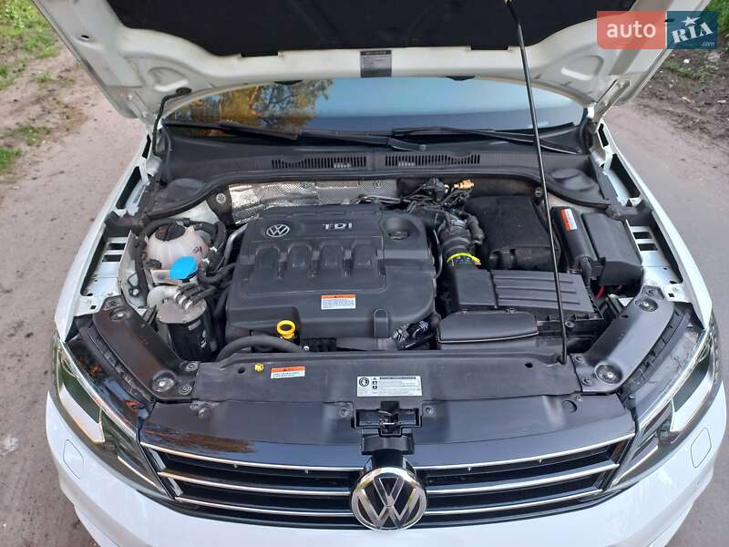 Седан Volkswagen Jetta 2014 в Кропивницком