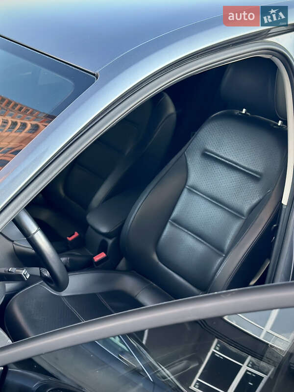 Седан Volkswagen Jetta 2014 в Чернігові