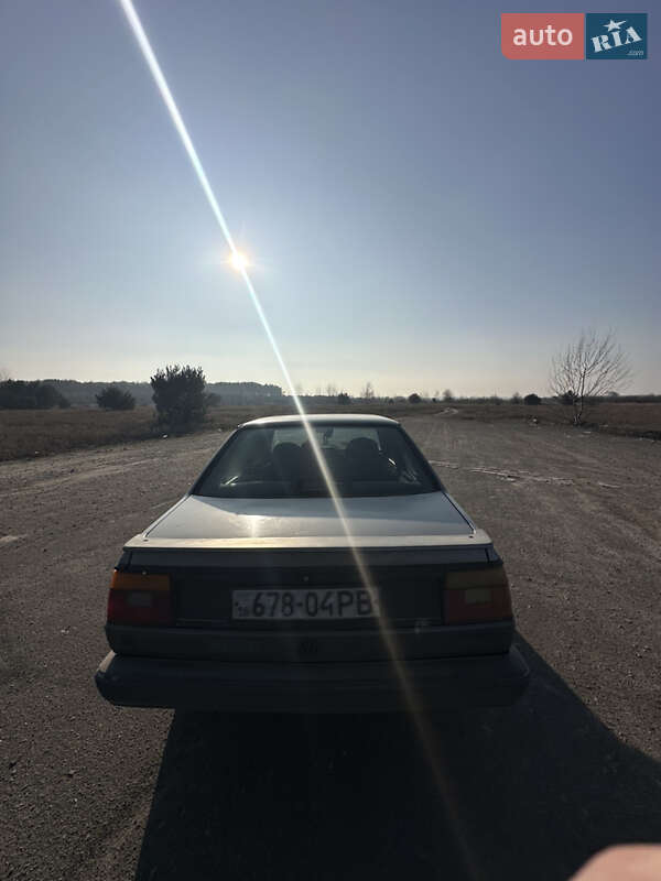 Седан Volkswagen Jetta 1989 в Ратным