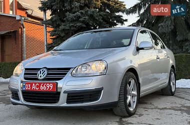 Седан Volkswagen Jetta 2008 в Кременці