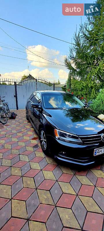 Седан Volkswagen Jetta 2016 в Павлограді