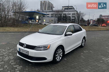 Седан Volkswagen Jetta 2012 в Львове