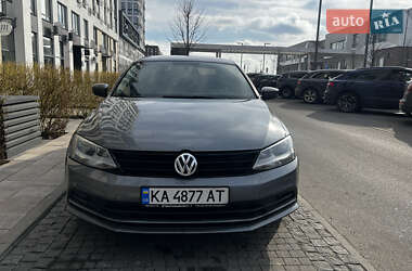 Седан Volkswagen Jetta 2017 в Києві