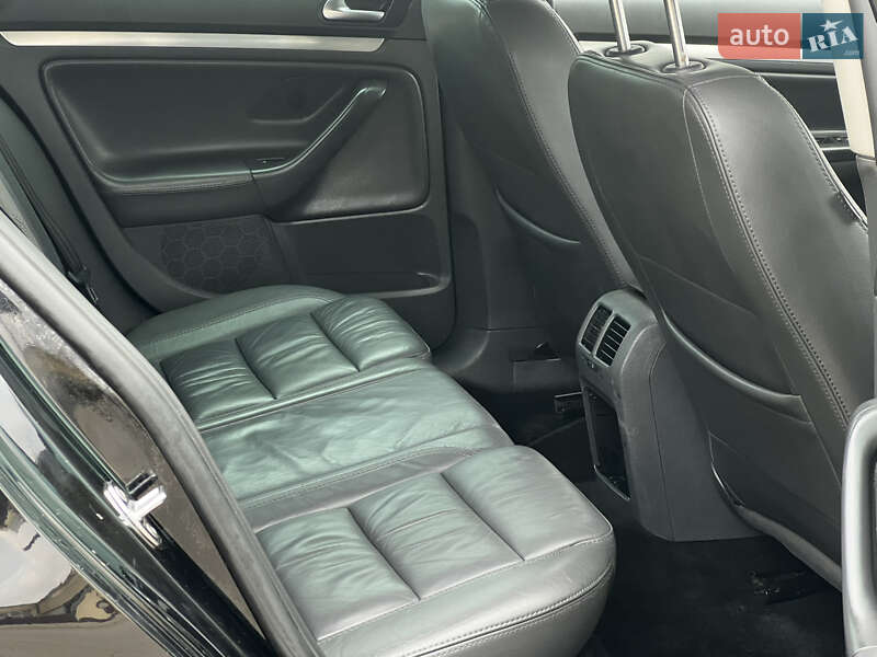 Седан Volkswagen Jetta 2008 в Рожище