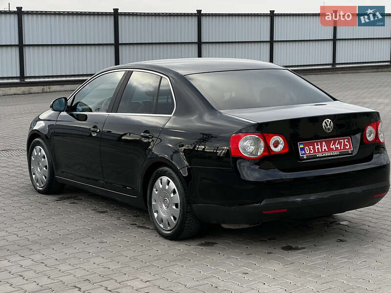 Седан Volkswagen Jetta 2008 в Рожище