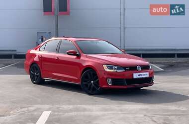 Седан Volkswagen Jetta 2013 в Києві