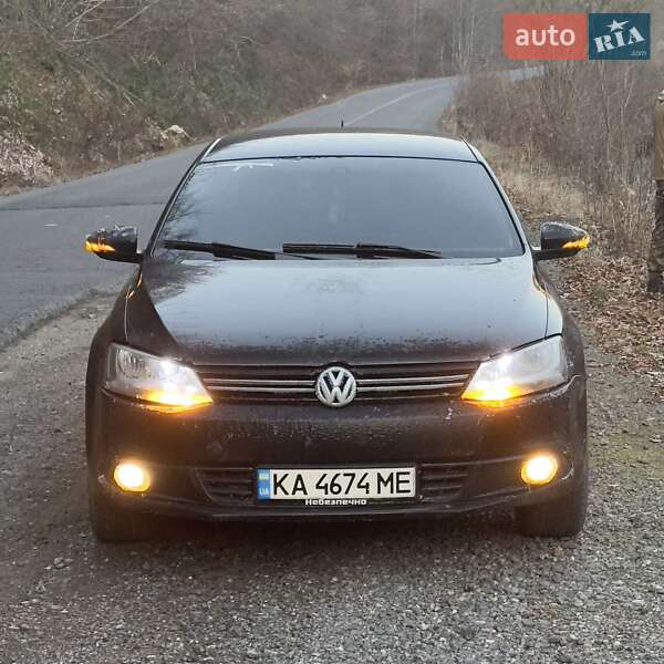 Седан Volkswagen Jetta 2011 в Киеве