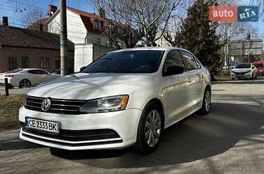 Седан Volkswagen Jetta 2015 в Черновцах