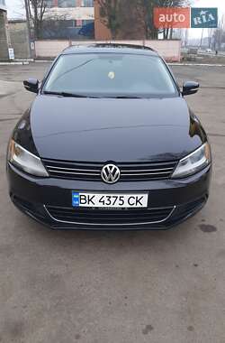 Седан Volkswagen Jetta 2014 в Рівному