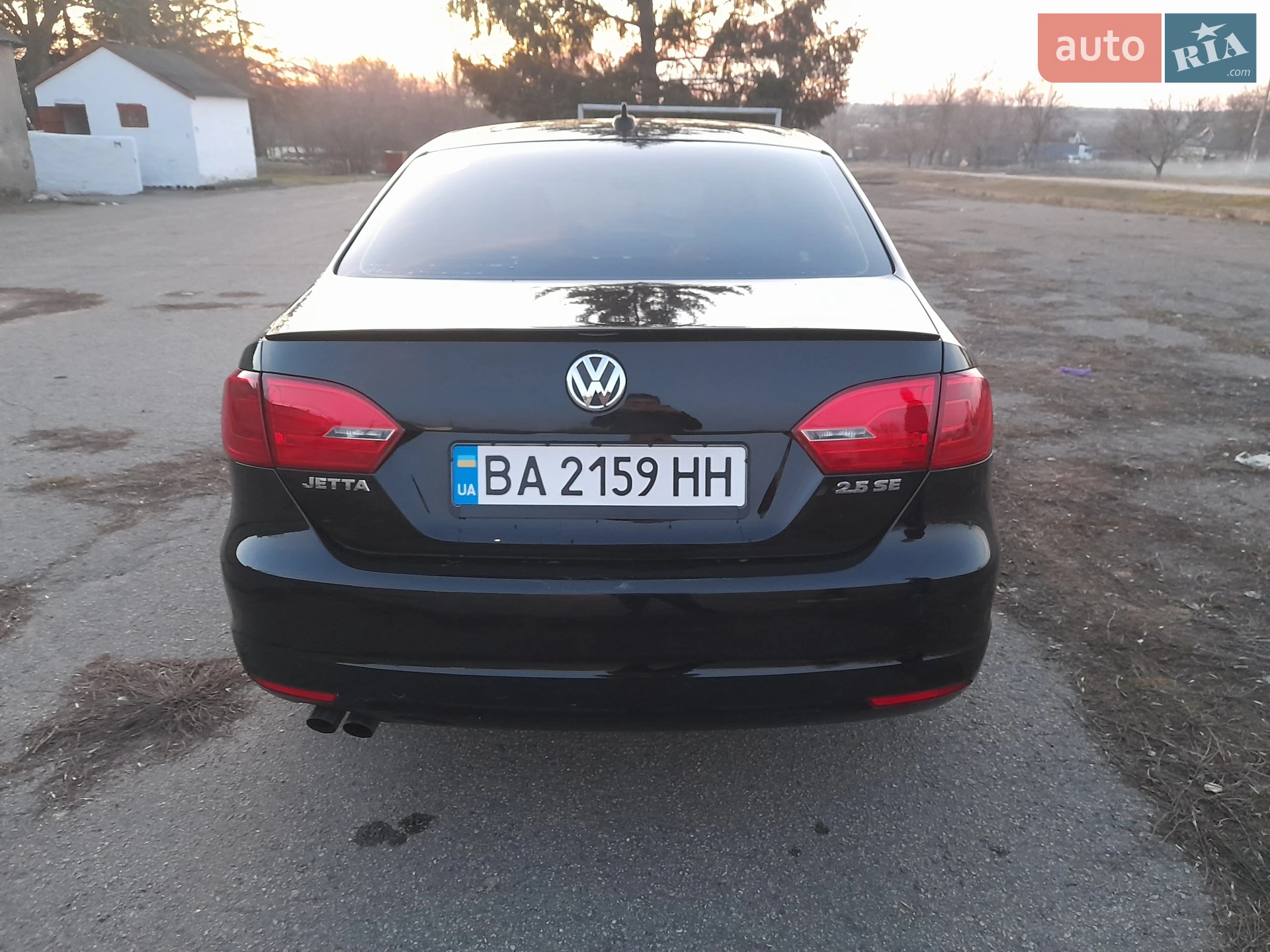2011 Volkswagen Jetta - фото 1