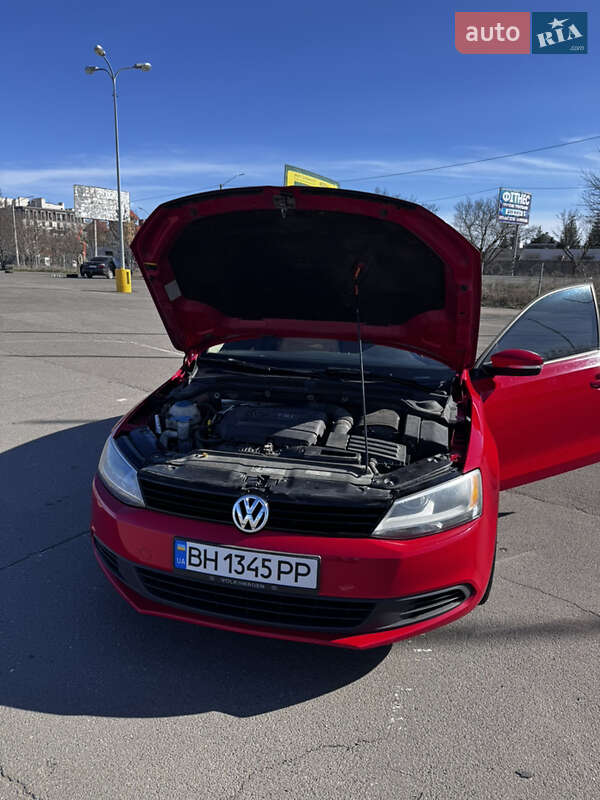Седан Volkswagen Jetta 2014 в Одесі