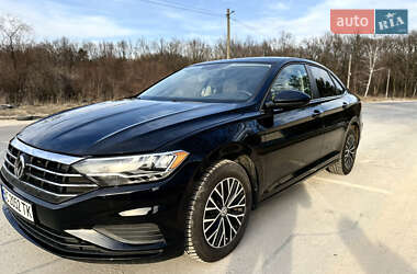 Седан Volkswagen Jetta 2018 в 
