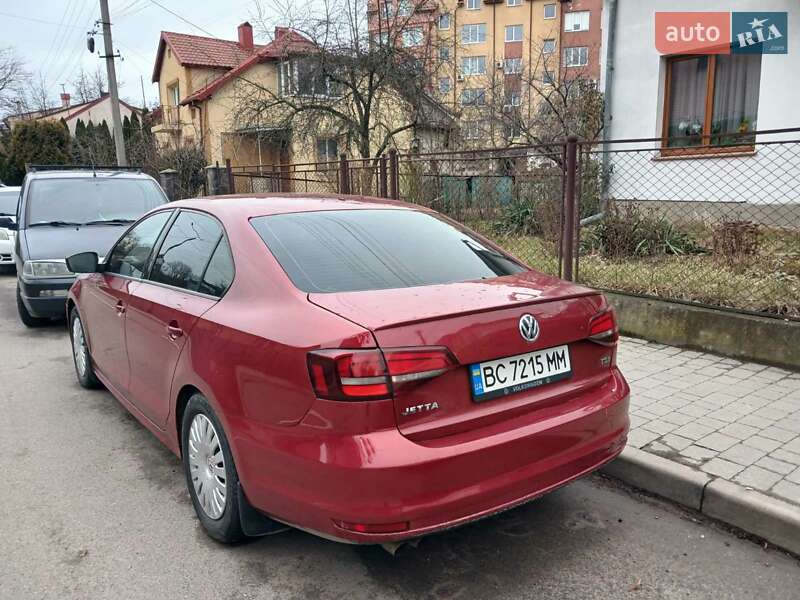 Седан Volkswagen Jetta 2015 в Ивано-Франковске