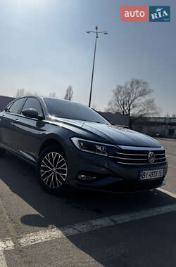Седан Volkswagen Jetta 2020 в 