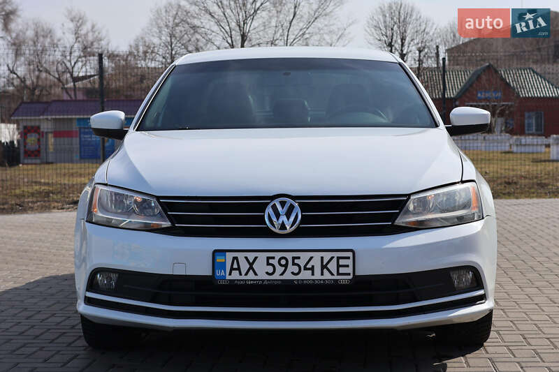 Седан Volkswagen Jetta 2015 в Царичанке