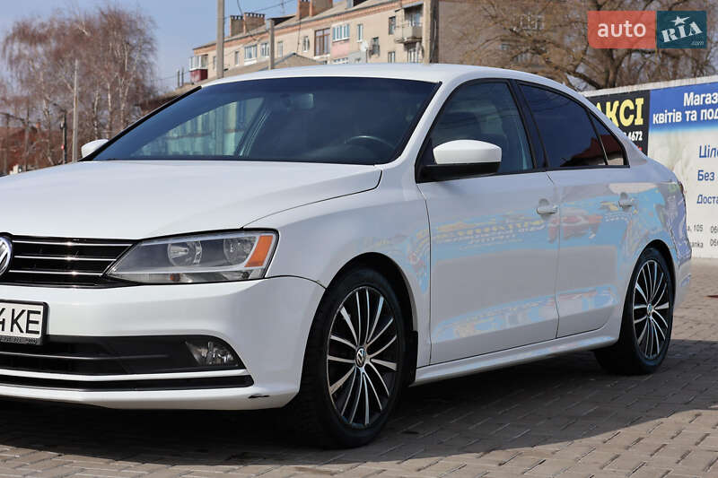 Седан Volkswagen Jetta 2015 в Царичанке