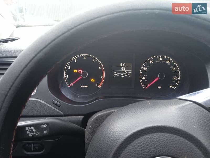 Седан Volkswagen Jetta 2012 в Ланівці