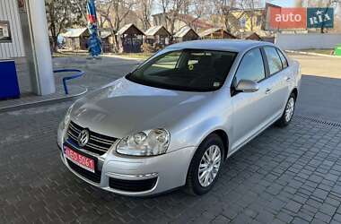 Седан Volkswagen Jetta 2005 в Николаеве