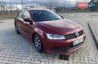 Седан Volkswagen Jetta 2016 в Львові