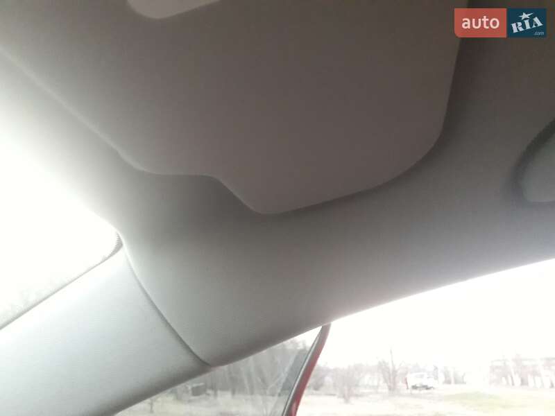 Седан Volkswagen Jetta 2016 в Окнах