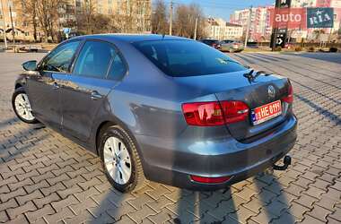 Седан Volkswagen Jetta 2013 в Луцке