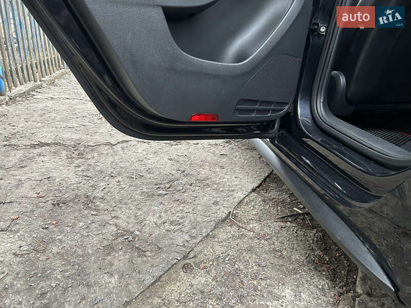 Седан Volkswagen Jetta 2014 в Першотравенске