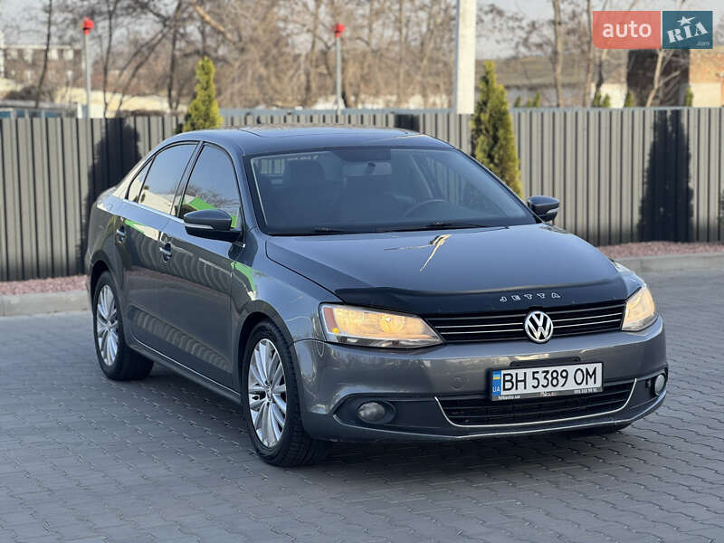 Volkswagen Jetta 2011