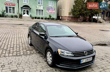 Седан Volkswagen Jetta 2015 в Ивано-Франковске